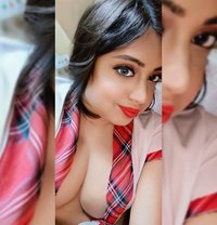 🆂🆄🅽🅰🆈🅽🅰 - Transsexual escort in Kolkata