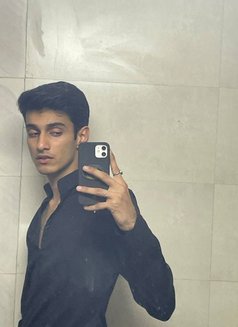Big Guy - Male escort in Kolkata Photo 2 of 6
