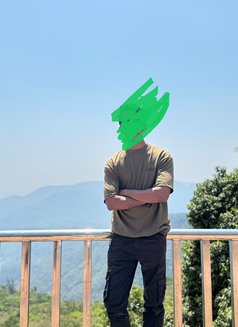 Hunk 8" Dick - Male escort in Bangalore Photo 1 of 2