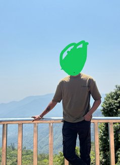 Hunk 8" Dick - Male escort in Bangalore Photo 2 of 2