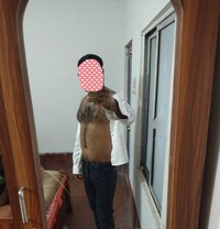 Anis - Male adult performer in Kolkata