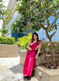Meeve Real Meet - escort in Bangalore Photo 1 of 3