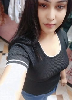 Dishku - escort in Bangalore Photo 3 of 4