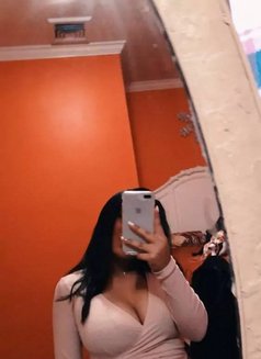 Nisha - escort in Mumbai Photo 2 of 2