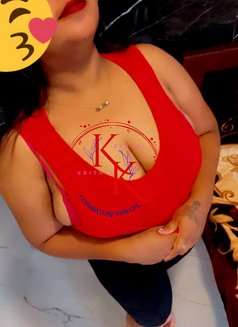 Kanishka - escort in Coimbatore Photo 1 of 3