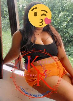 Kanishka - escort in Coimbatore Photo 2 of 3