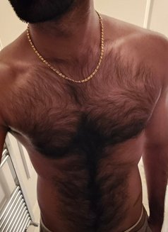 Michael - Male escort in Chennai Photo 1 of 2