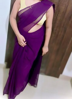 Rozy - एस्कॉर्ट in Kolkata Photo 5 of 7