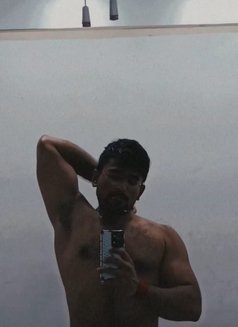 Gentleman: Muscular & Athletic - Male ఎస్కార్ట్ in Jaipur Photo 4 of 4