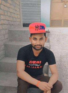 Ritik Calll Boy - Male adult performer in Mumbai Photo 3 of 7