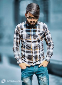 Ca Topper - Male एस्कॉर्ट in Indore Photo 2 of 5