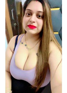 Lavishka - escort in New Delhi Photo 3 of 6