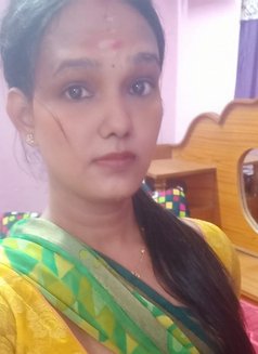 Tranny Chennai Vadapalni Nikii - Transsexual escort in Chennai Photo 3 of 6