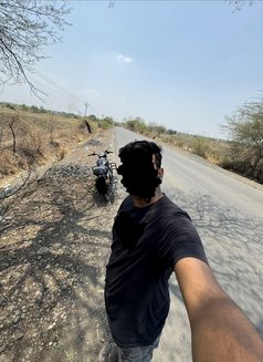 Aryan Josh - Male escort in Mumbai Photo 1 of 1