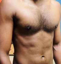 Keerthi - Male বয়স্ক পারফর্মার in Chennai Photo 1 of 3