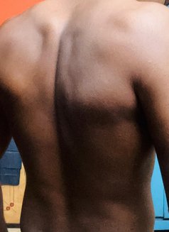 Keerthi - Male adult performer in Chennai Photo 3 of 3