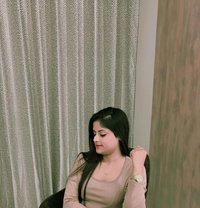 Sneha - এস্কর্ট in Mumbai Photo 1 of 3