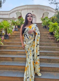 Hot and Sexy Top Shemale - Transsexual escort in Bangalore Photo 8 of 8