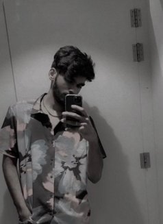 Sinchan N - Male escort in Bangalore Photo 3 of 5