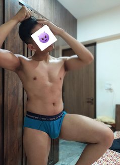 Rudra - Male escort in Mumbai Photo 3 of 9