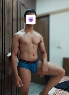 Rudra - Male escort in Mumbai Photo 7 of 9