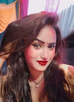 Priya - escort in Bangalore Photo 2 of 2
