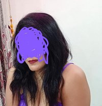 Himani Thackeray - एस्कॉर्ट in Pune