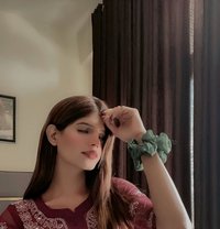 Alina - Transsexual এস্কর্ট in Noida