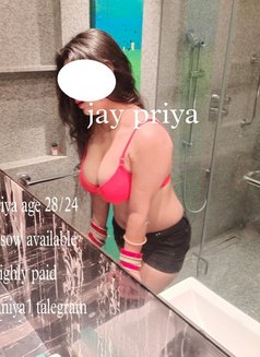 Jay Priya - adult performer in Noida Photo 3 of 9