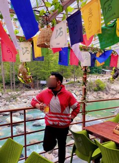 Ricky - Male escort in New Delhi Photo 6 of 9