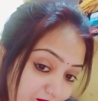 Khushi Punjaɪ𝕟𝙙ꜞⲣ𝕖𝕟𝙙𝕖𝕟ț Housewife - ఎస్కార్ట్ in New Delhi