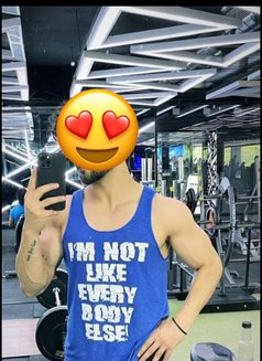 Karan - Male escort in Chandigarh Photo 2 of 3