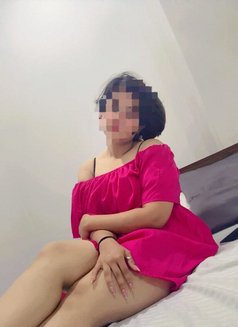 Priyanshisharma - escort in Mumbai Photo 1 of 2