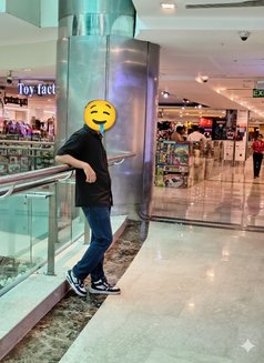 Rohit - Male escort in Gurgaon Photo 5 of 5