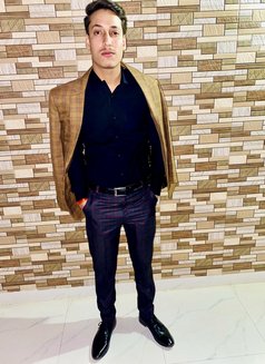 Prateek Pratap Singh - Male escort in Lucknow Photo 4 of 5