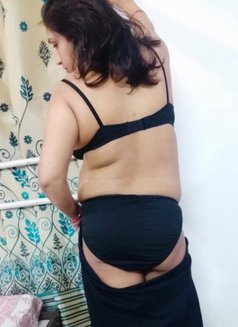 Kavya Cam Show and Meet Available - escort in Pune Photo 2 of 2