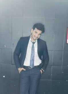 Rocky only female sarvic - Male massage in Mumbai Photo 4 of 6