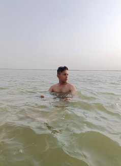 Rohan - Male escort in New Delhi Photo 1 of 4