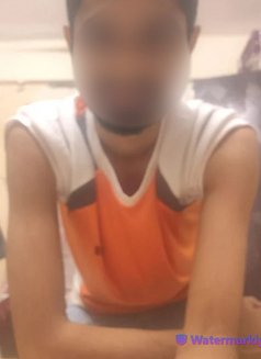 G99 - Male escort in Bangalore Photo 8 of 14
