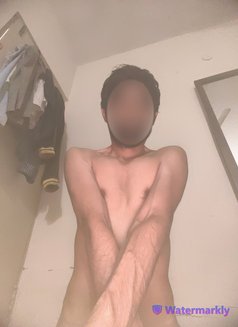 G99 - Male escort in Bangalore Photo 10 of 14