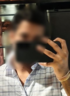 Aditya - For outcalls in Bangalore - Male escort in Bangalore Photo 1 of 5