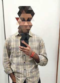 Aditya - For outcalls in Bangalore - Male escort in Bangalore Photo 3 of 5