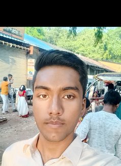 Krish Rajput - Male companion in Kolkata Photo 2 of 4