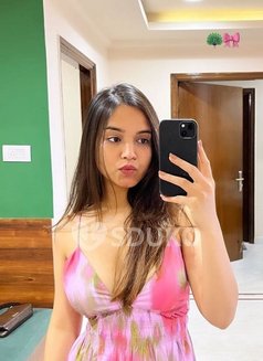 Yamini Gupta - escort in Navi Mumbai Photo 2 of 2